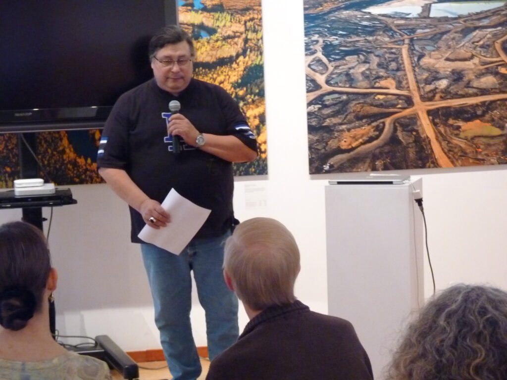 Ron Lameman speaking at the G2 Gallery in Washington, DC.